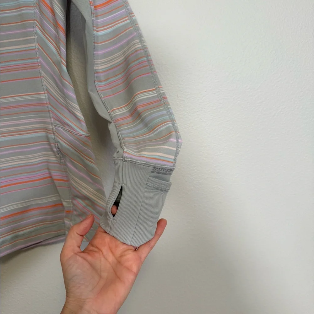Lululemon Race With Grace 1/2 Zip II Sanctity Stripe top Women’s Sz‎ 6